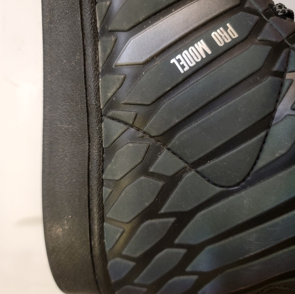 Adidas PRO Model REFLECTIVE - Picture 14 of 15